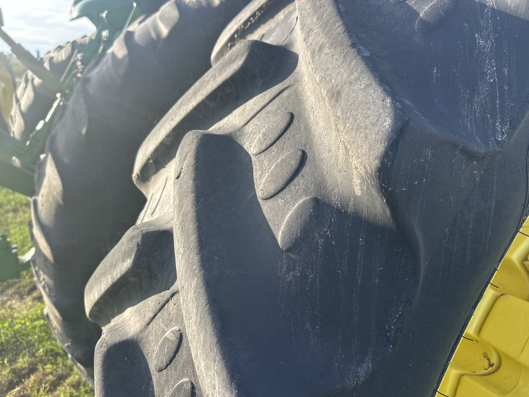 2018 John Deere 8370R Tractor