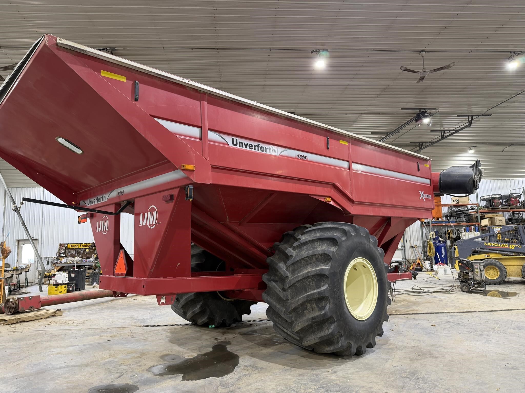 2012 Unverferth 1315 Grain Cart