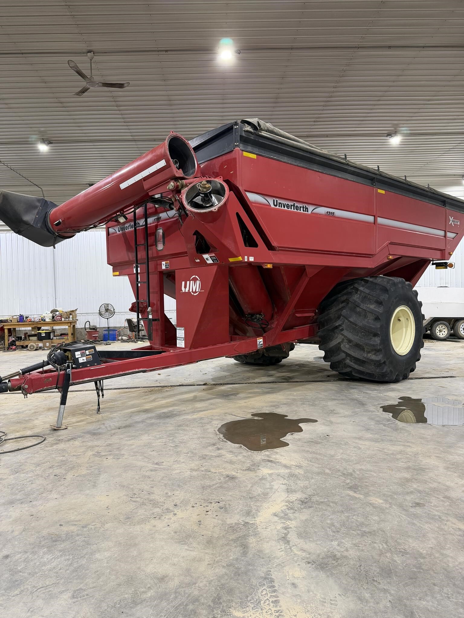 2012 Unverferth 1315 Grain Cart