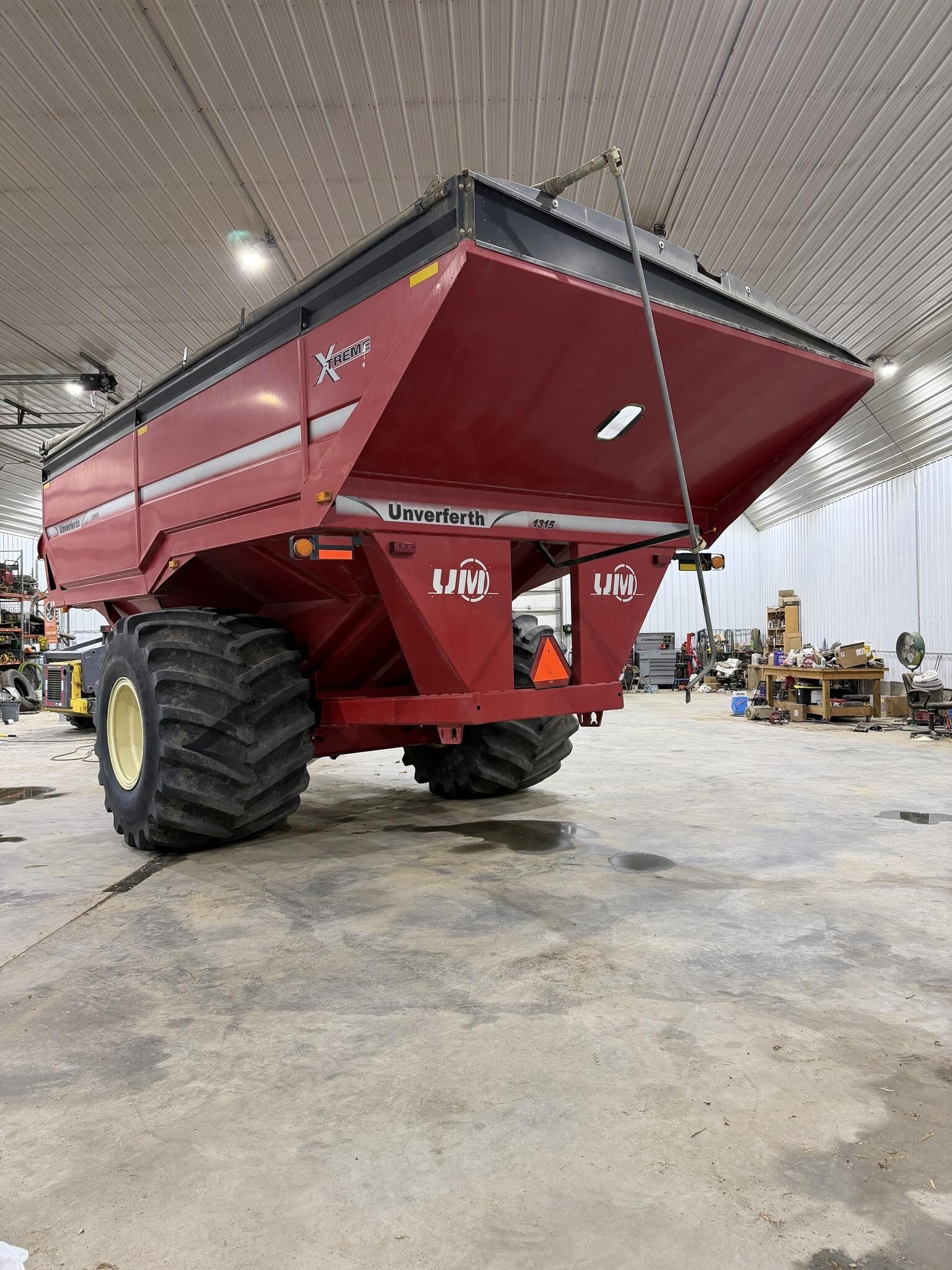 2012 Unverferth 1315 Grain Cart