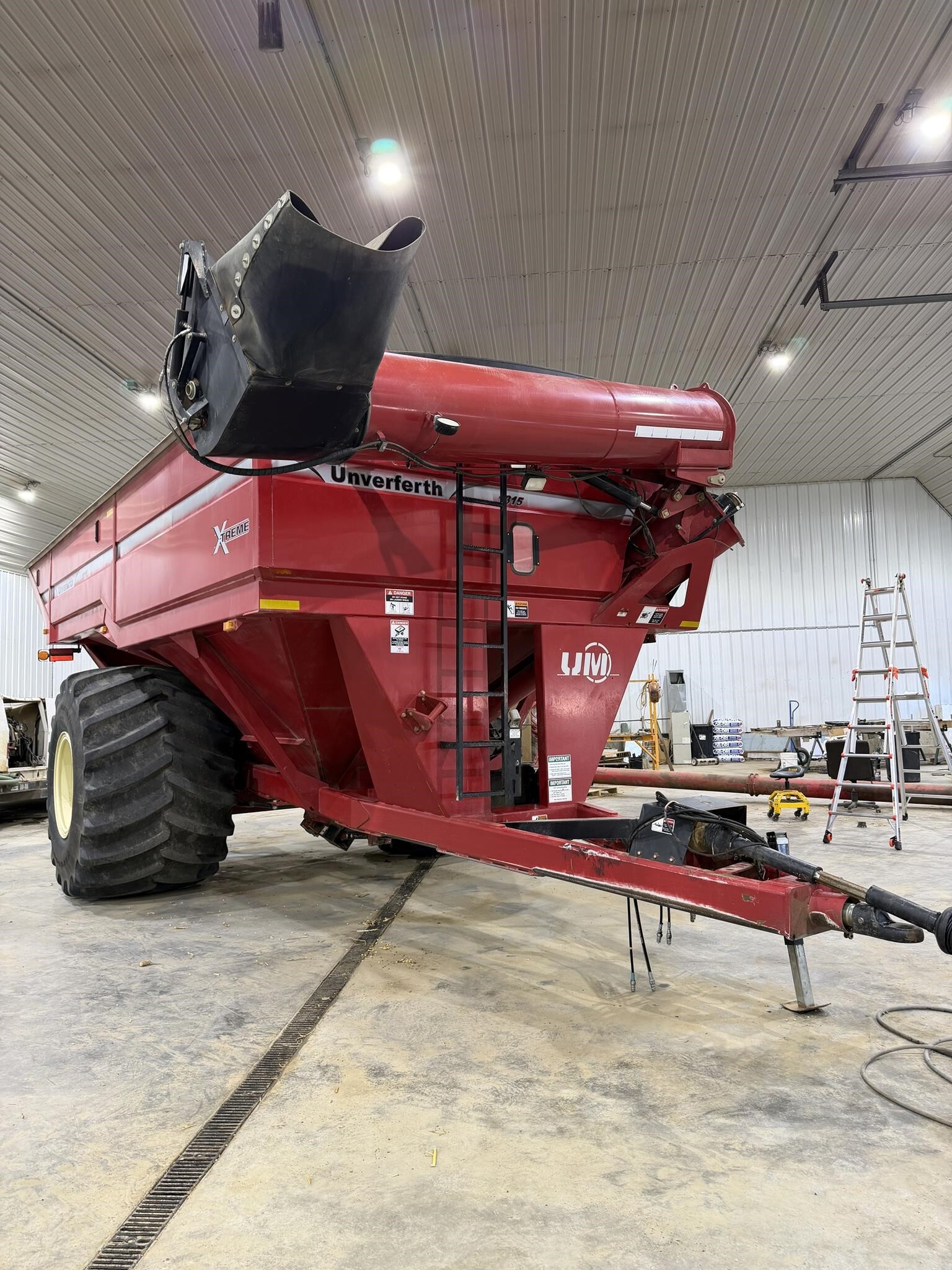 2012 Unverferth 1315 Grain Cart