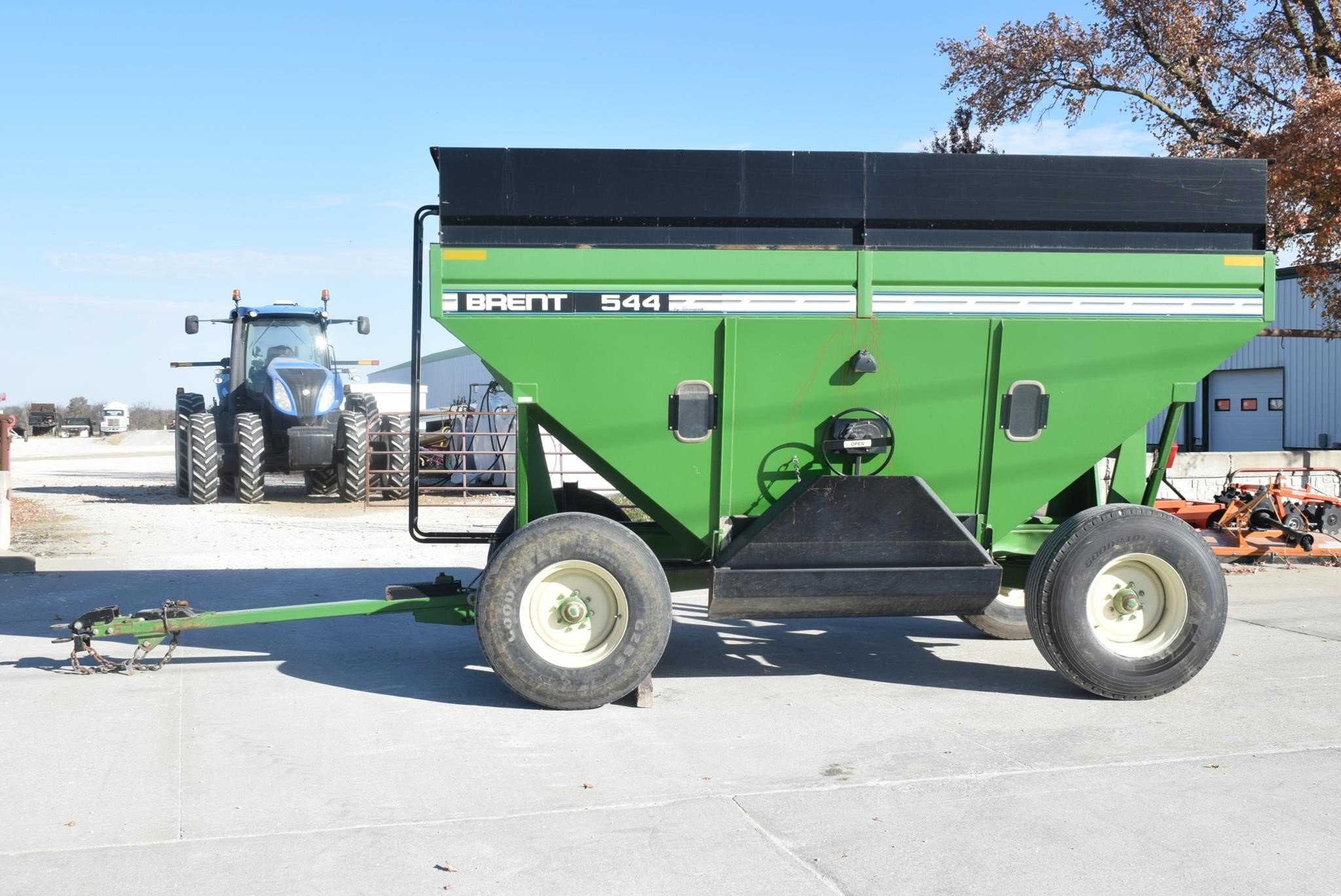  Brent 544 Gravity Wagon