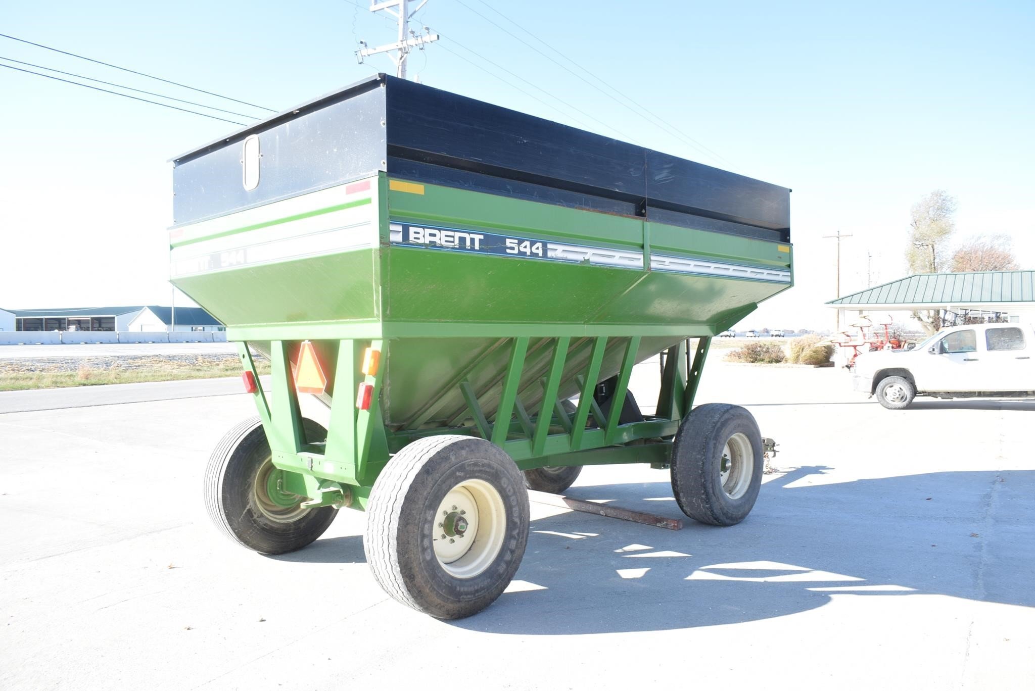  Brent 544 Gravity Wagon