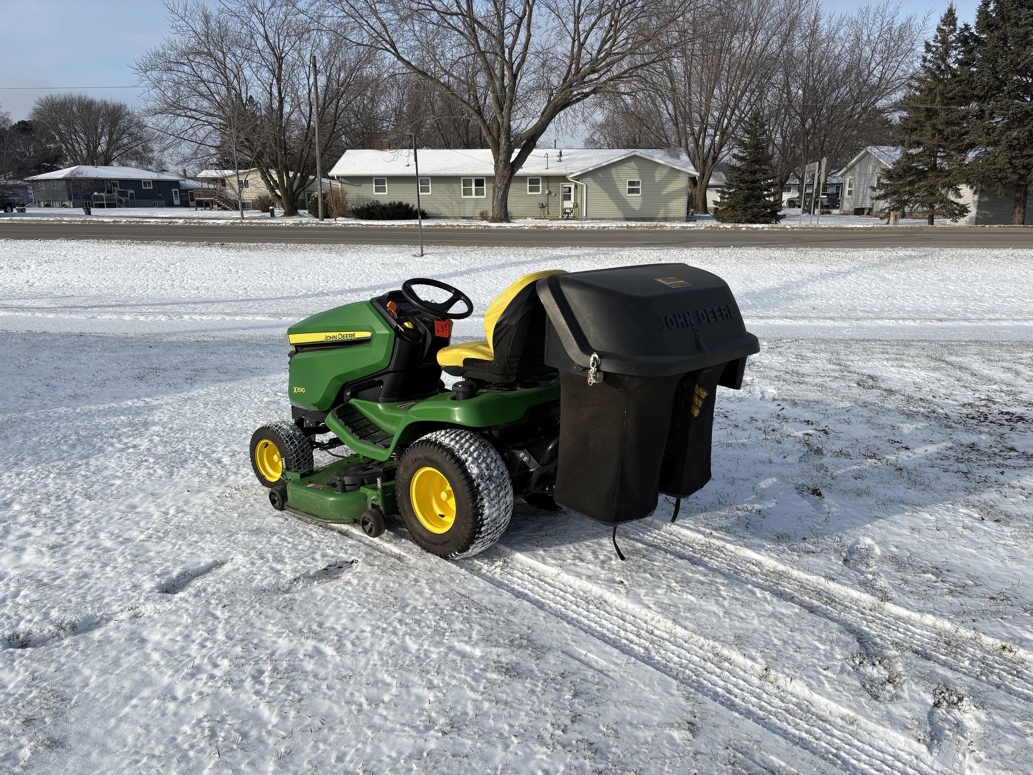 2024 John Deere X390 Lawn Mower
