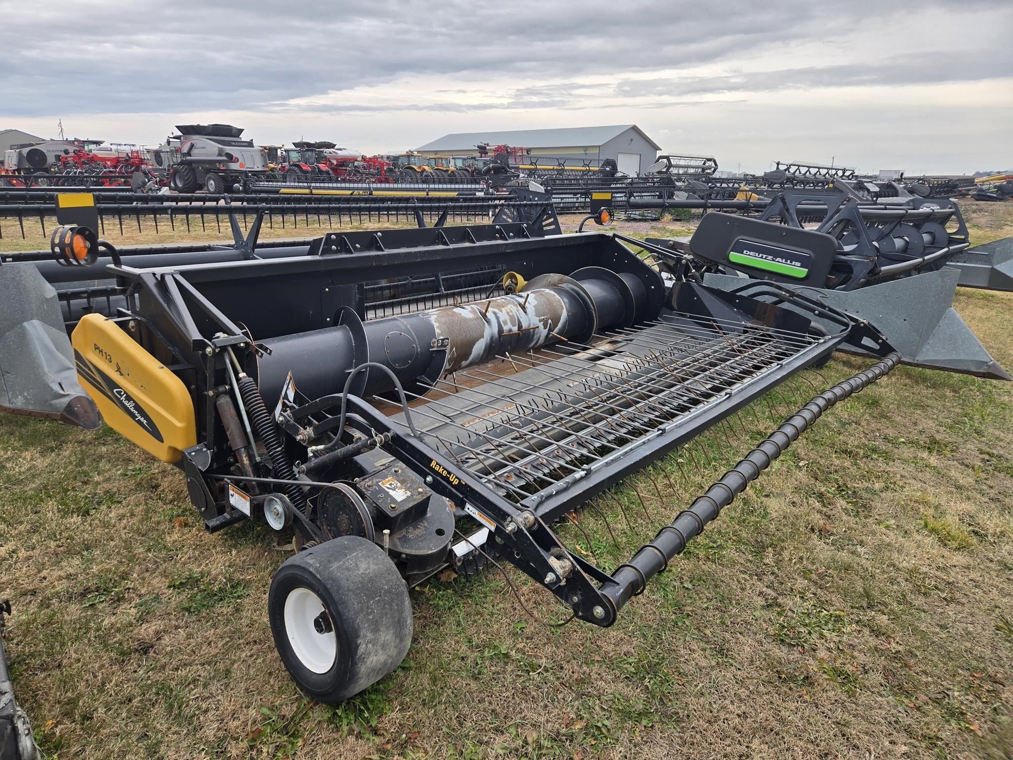 2005 Gleaner 4200 Platform
