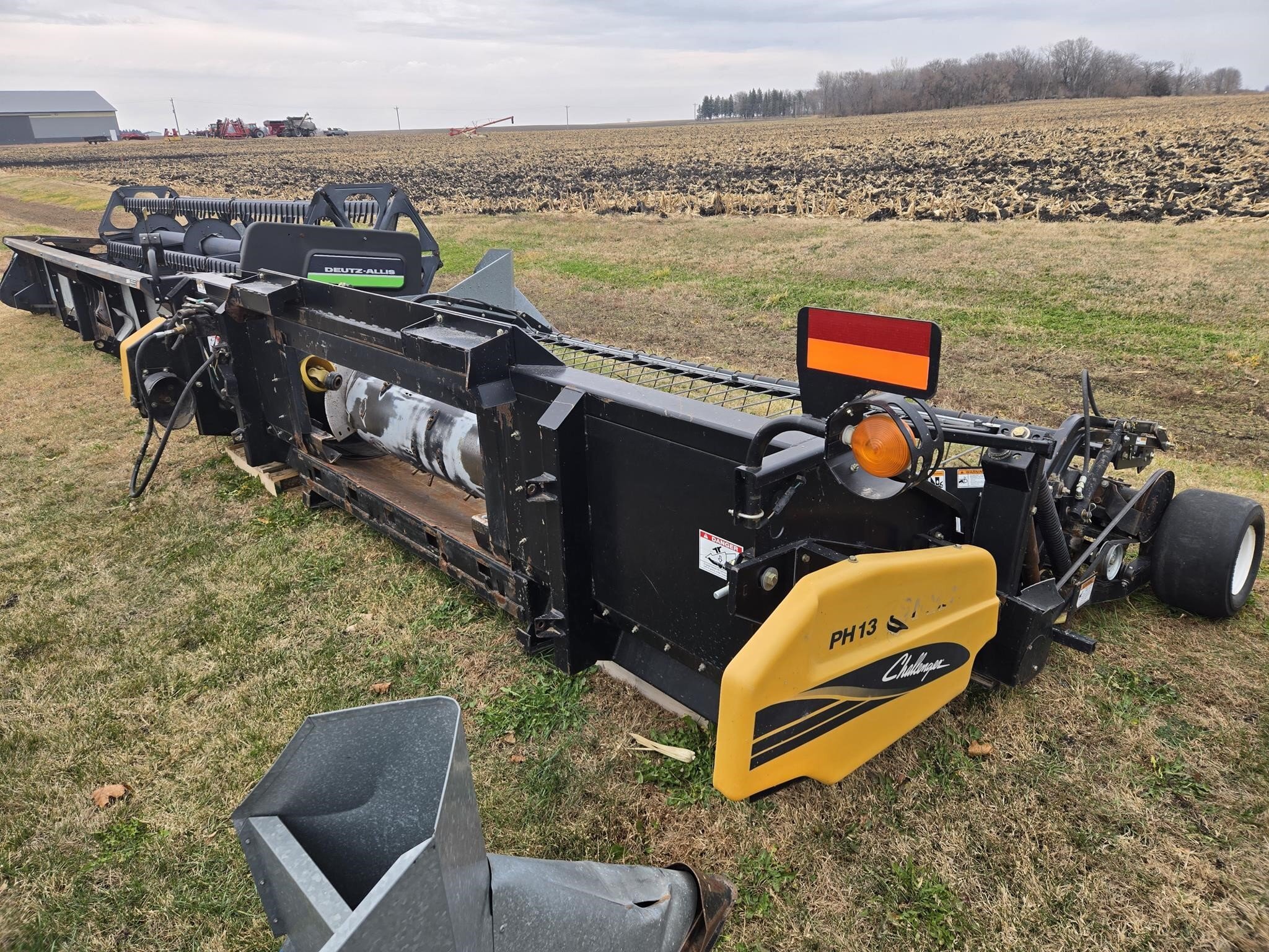 2005 Gleaner 4200 Platform
