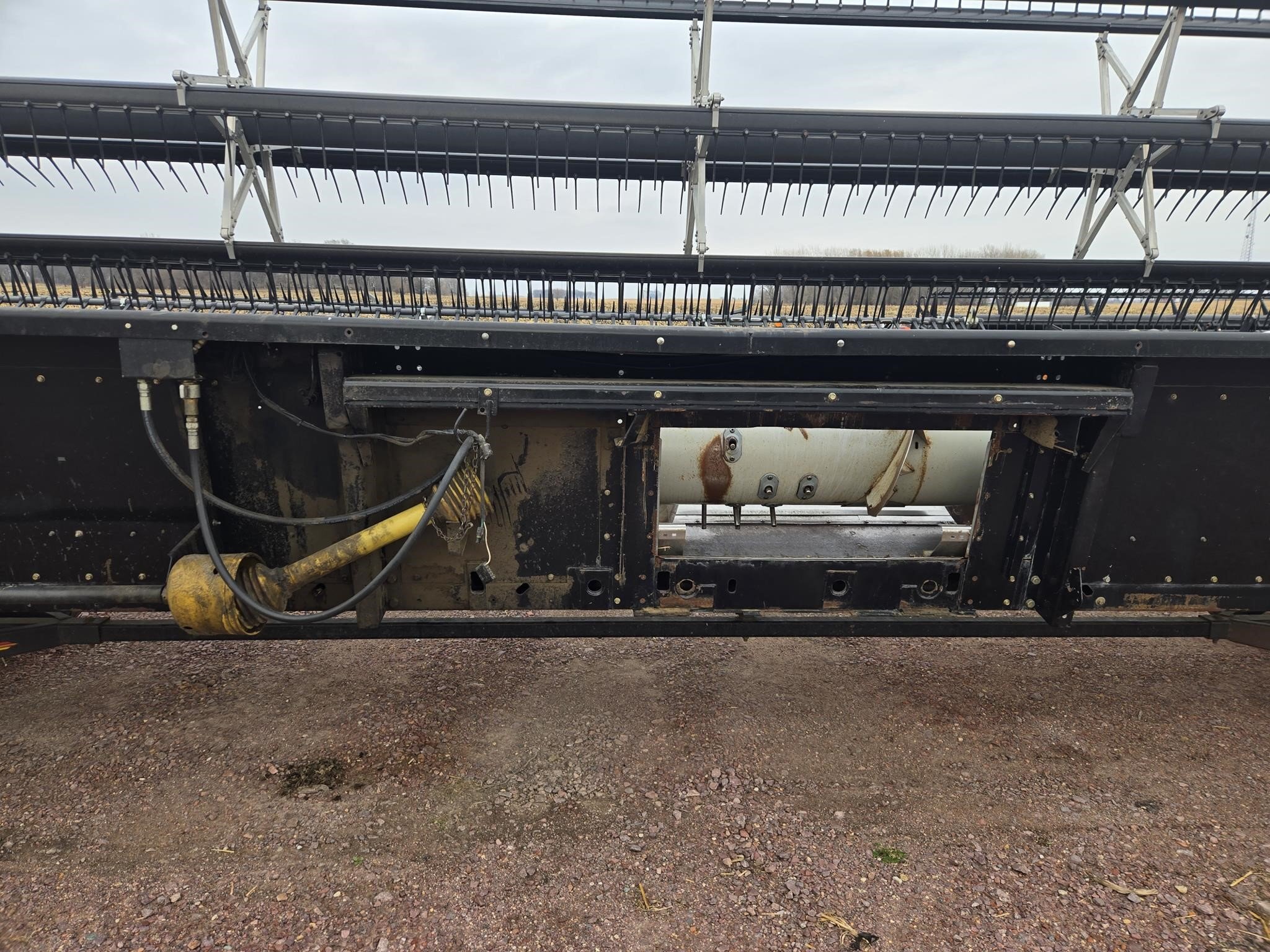2002 Gleaner 825 Platform