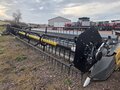 2007 Gleaner 8200 Platform