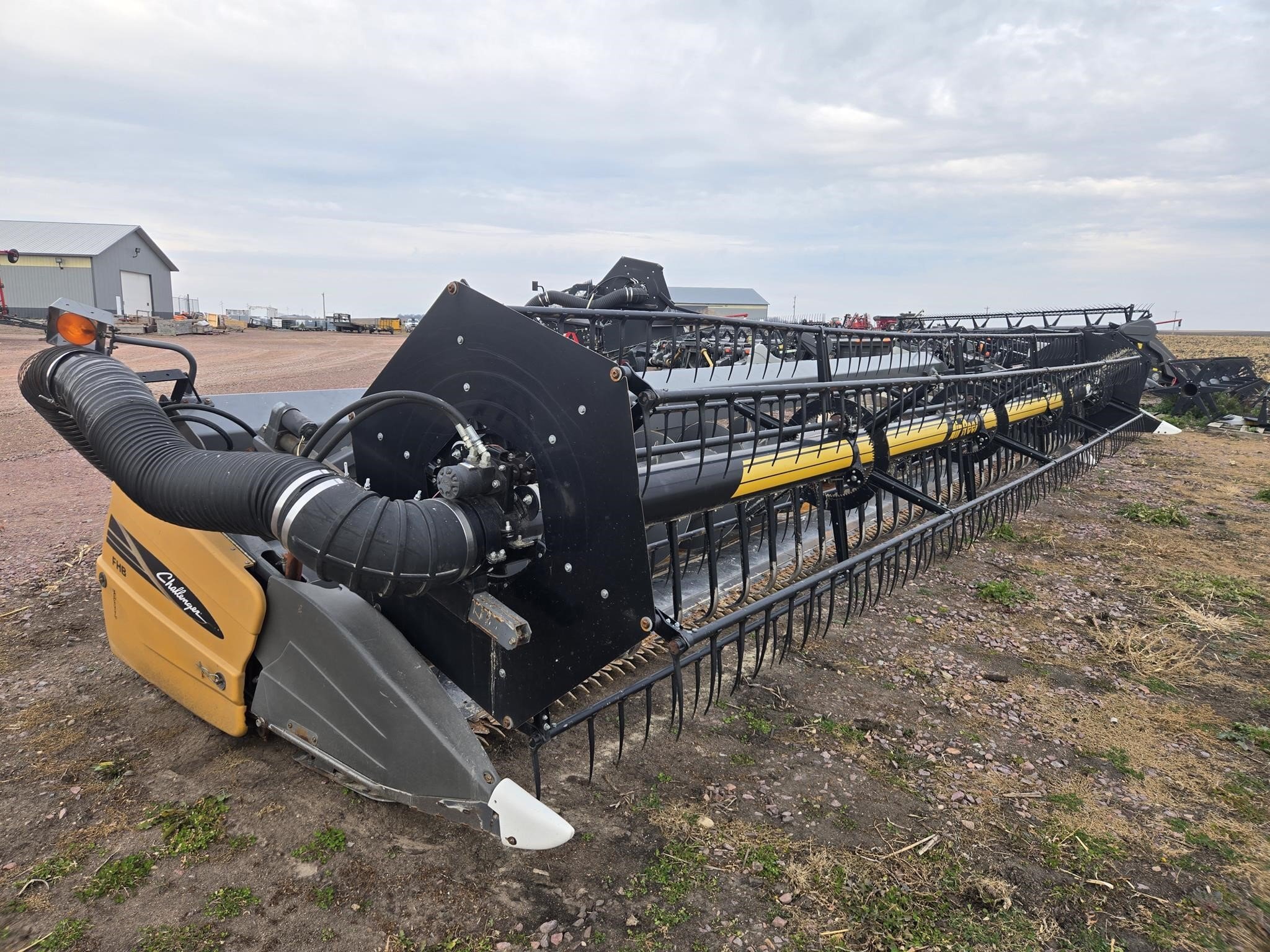 2007 Gleaner 8200 Platform