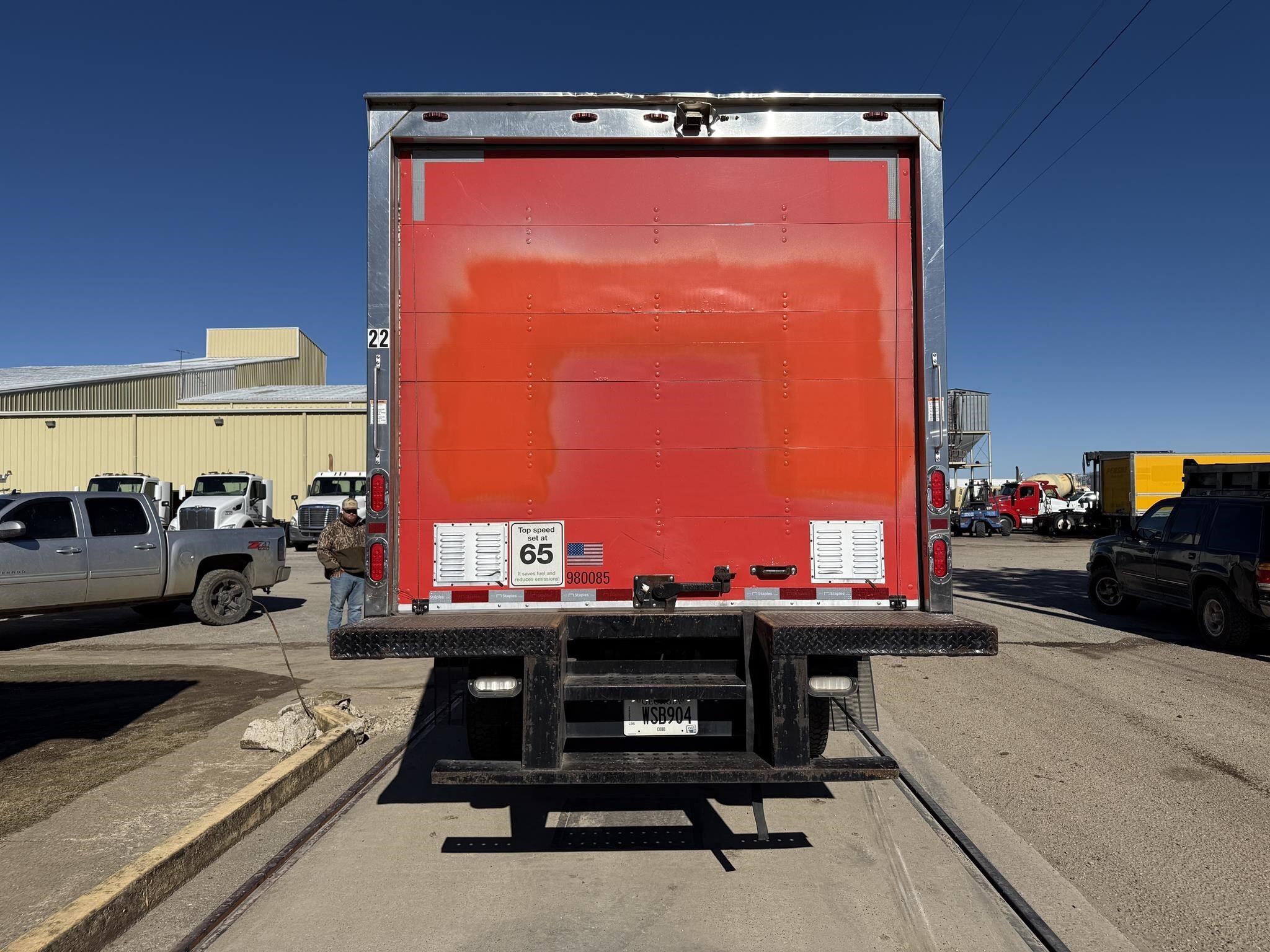 2018 Hino 195 Box Trucks/Trailer