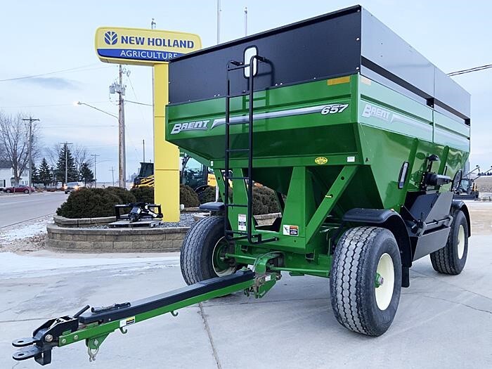  Brent 657 Gravity Wagon