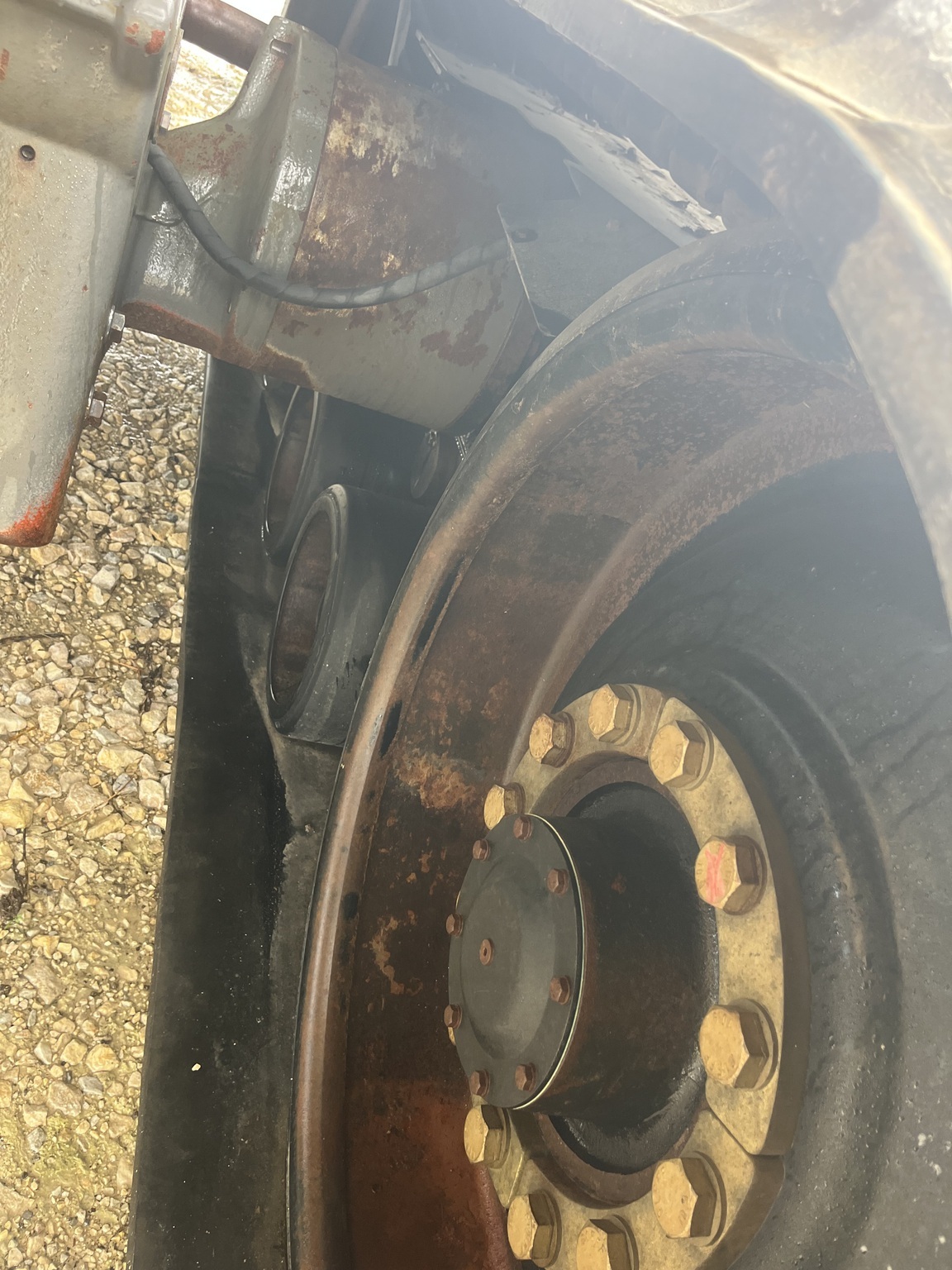 2010 Caterpillar 585R Combine