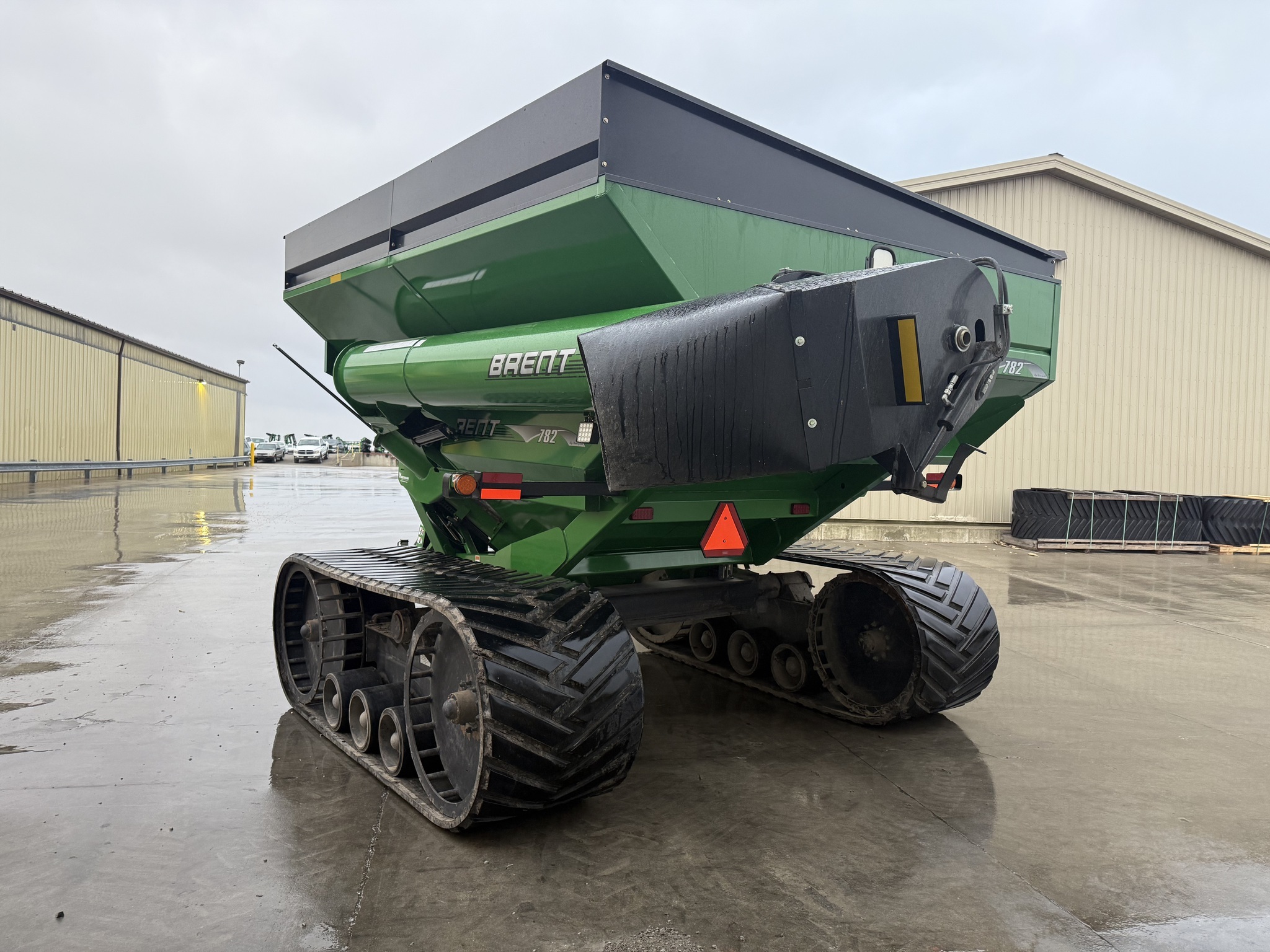 2013 Brent 782 Grain Cart