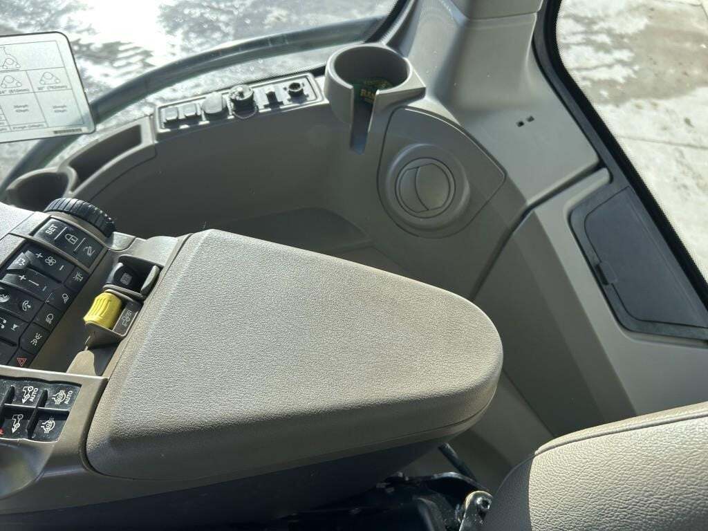 2019 John Deere 8RX 410 Tractor