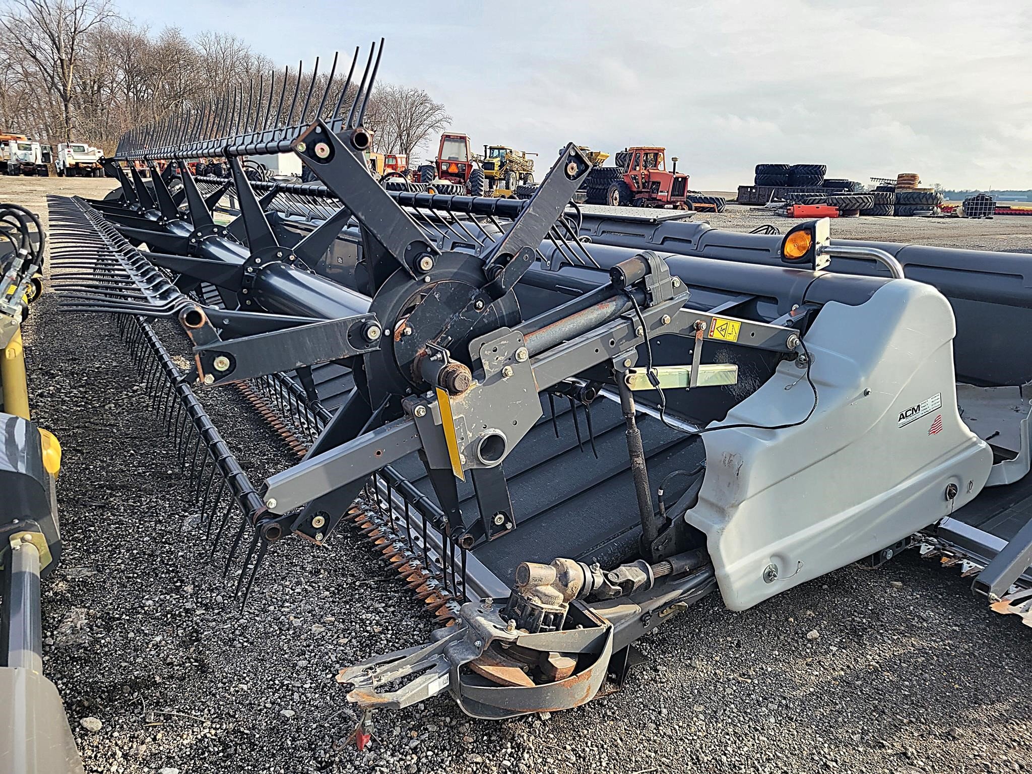 2014 Gleaner 9250 Platform