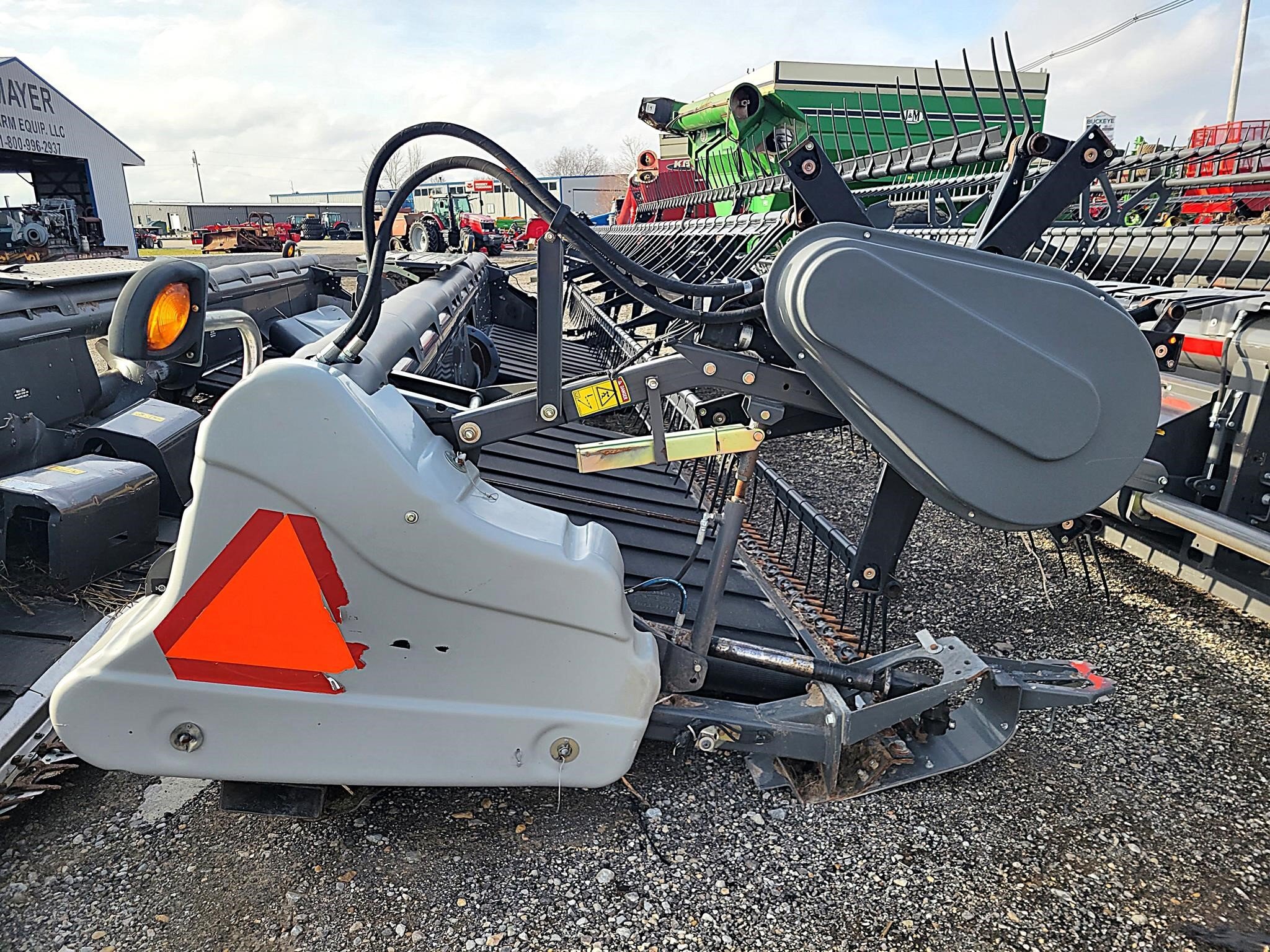 2014 Gleaner 9250 Platform