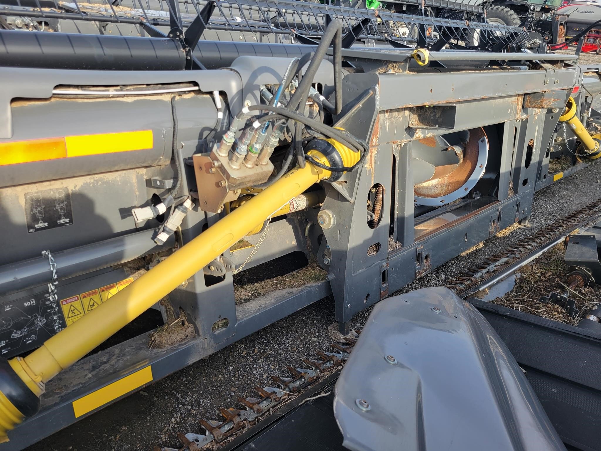 2014 Gleaner 9250 Platform