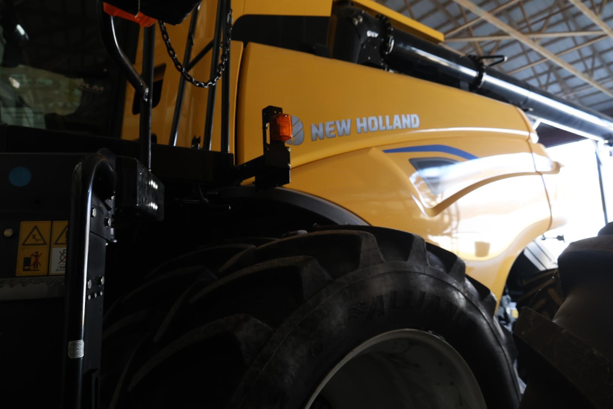  New Holland CR7.90 Combine