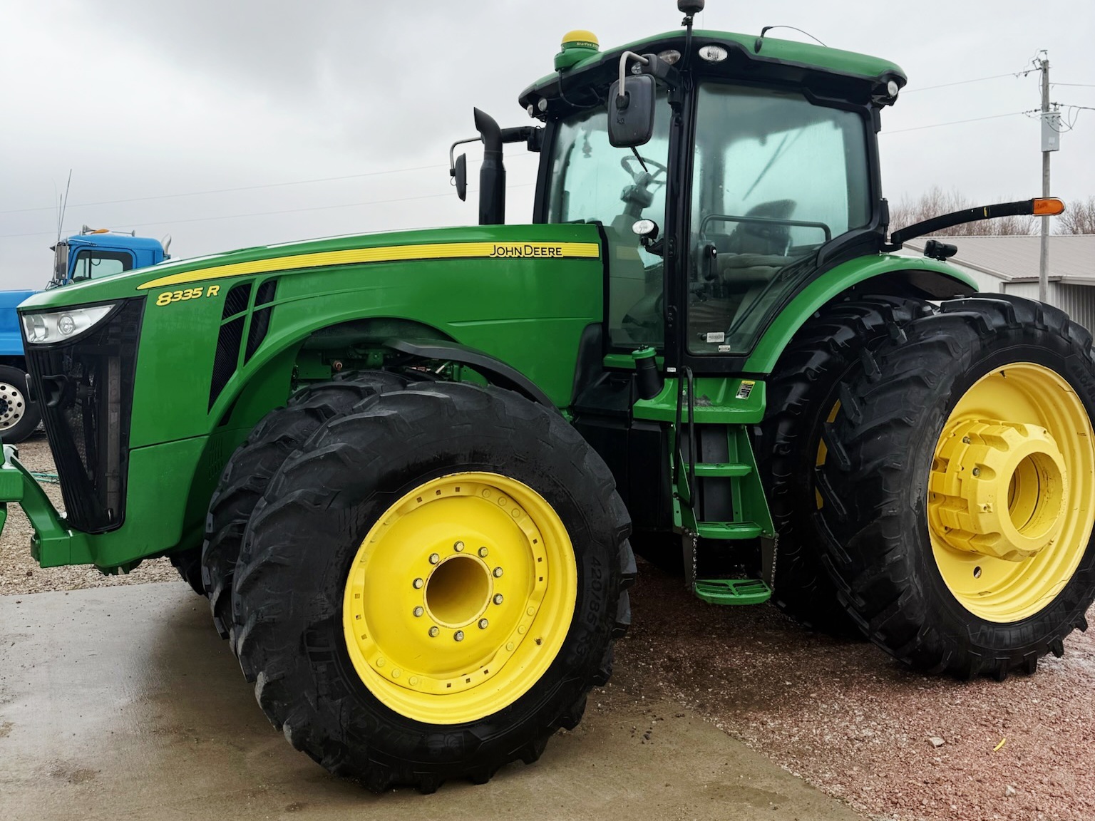 2012 John Deere 8335R Tractor