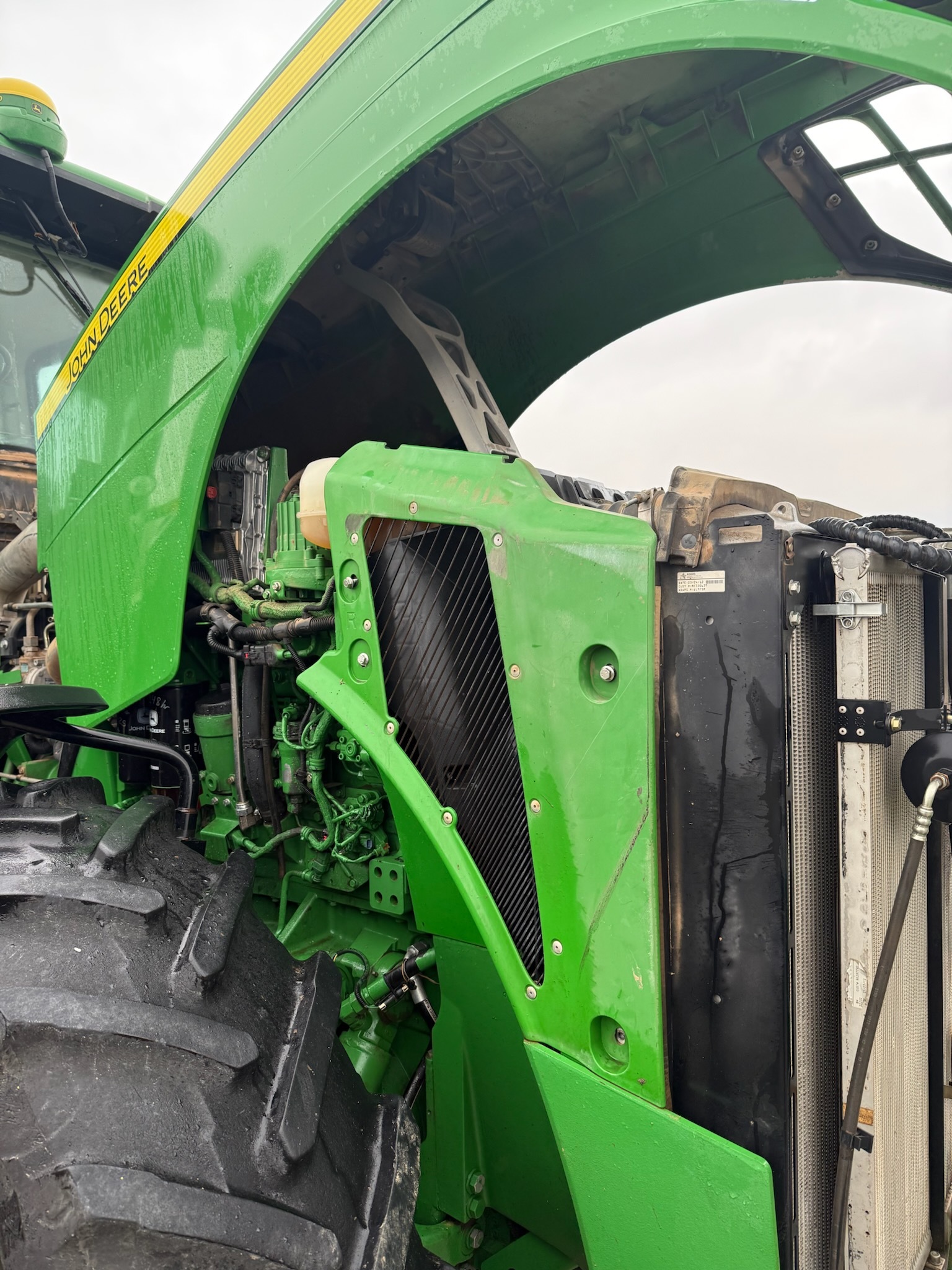2012 John Deere 8335R Tractor