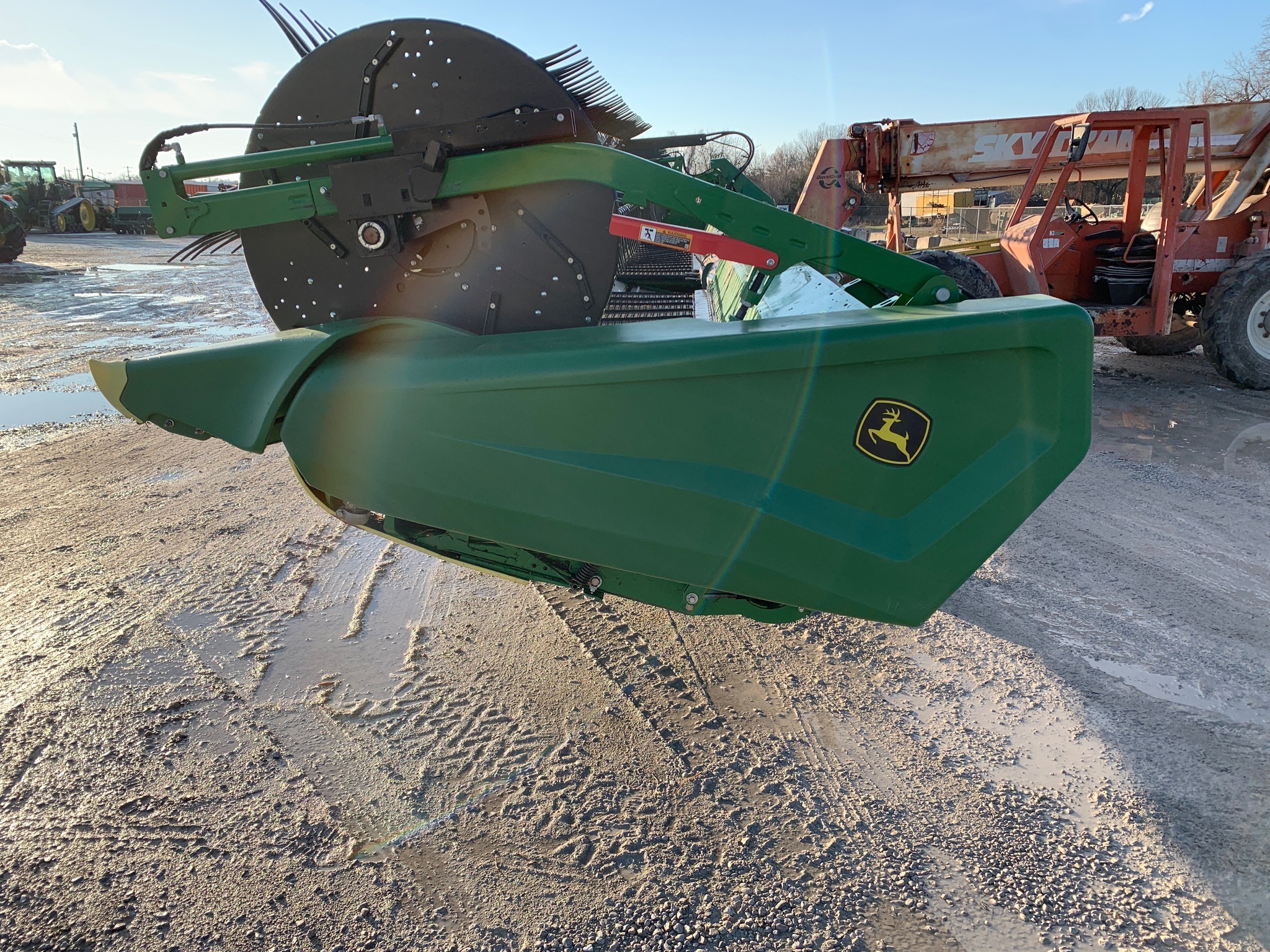 2022 John Deere HD45F Platform