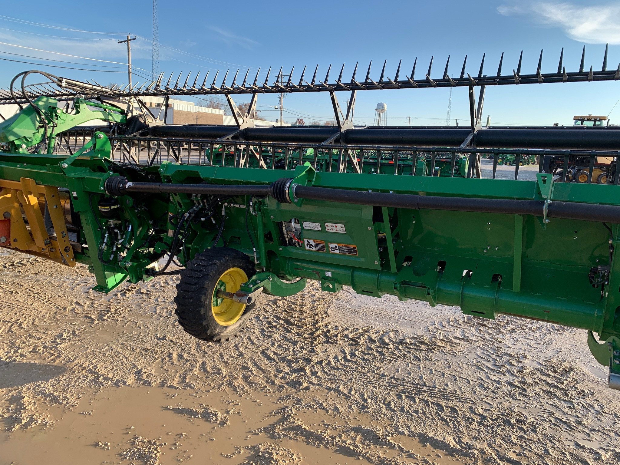 2022 John Deere HD45F Platform