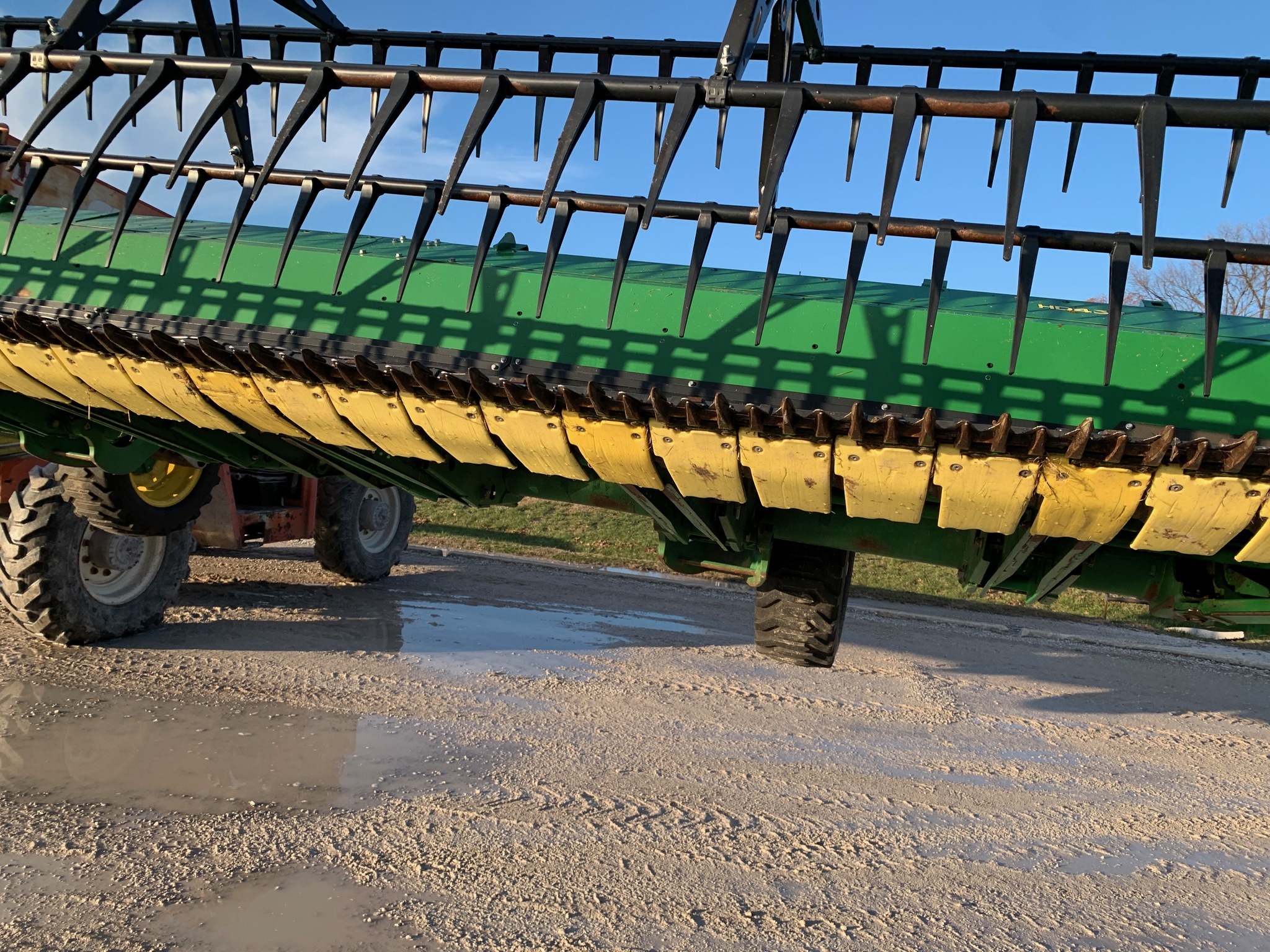 2022 John Deere HD45F Platform