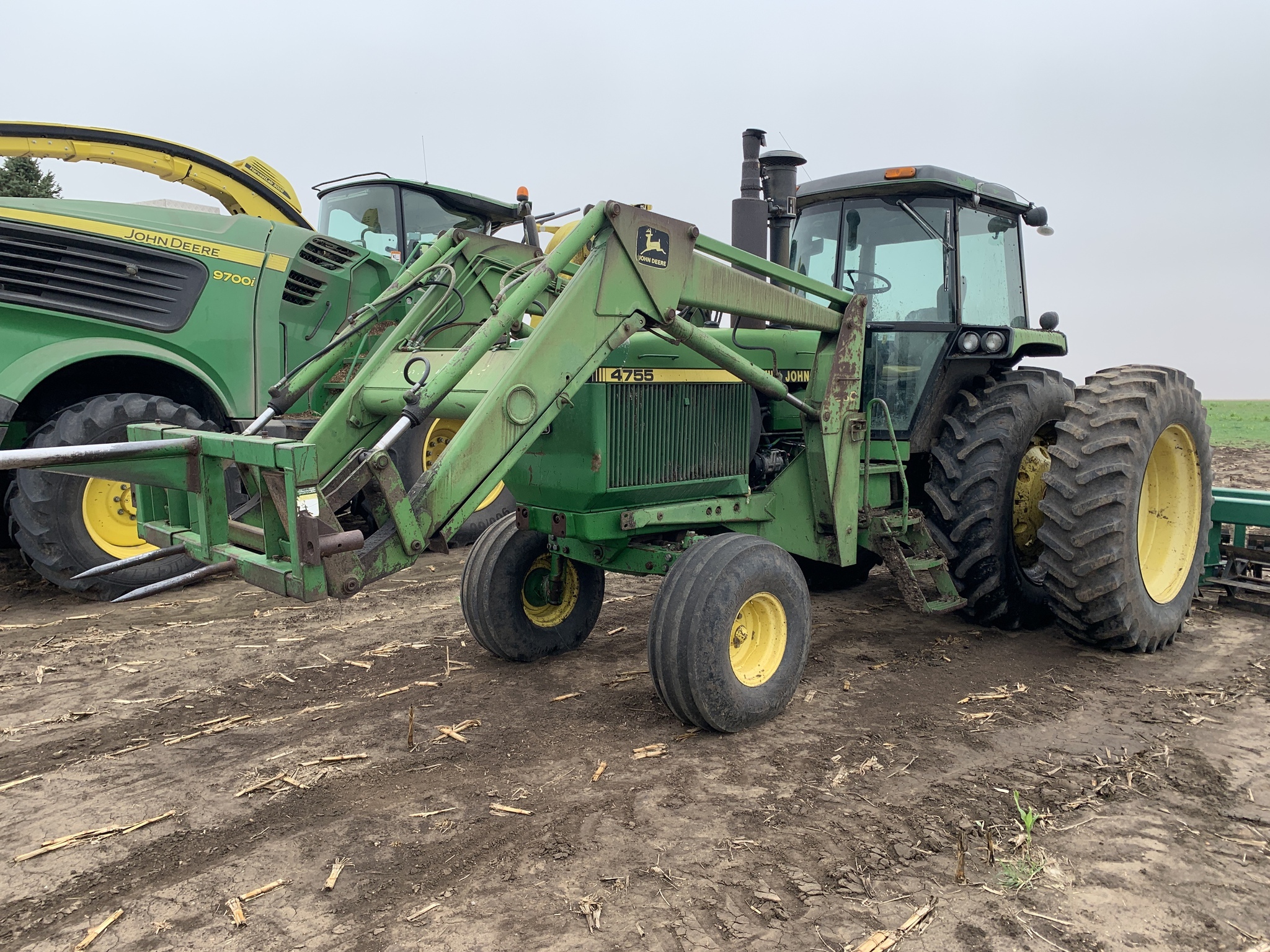 1990 John Deere 4755 Tractor
