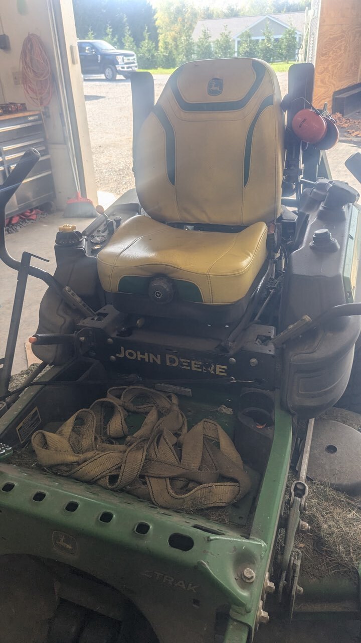 2023 John Deere Z950M Lawn Mower