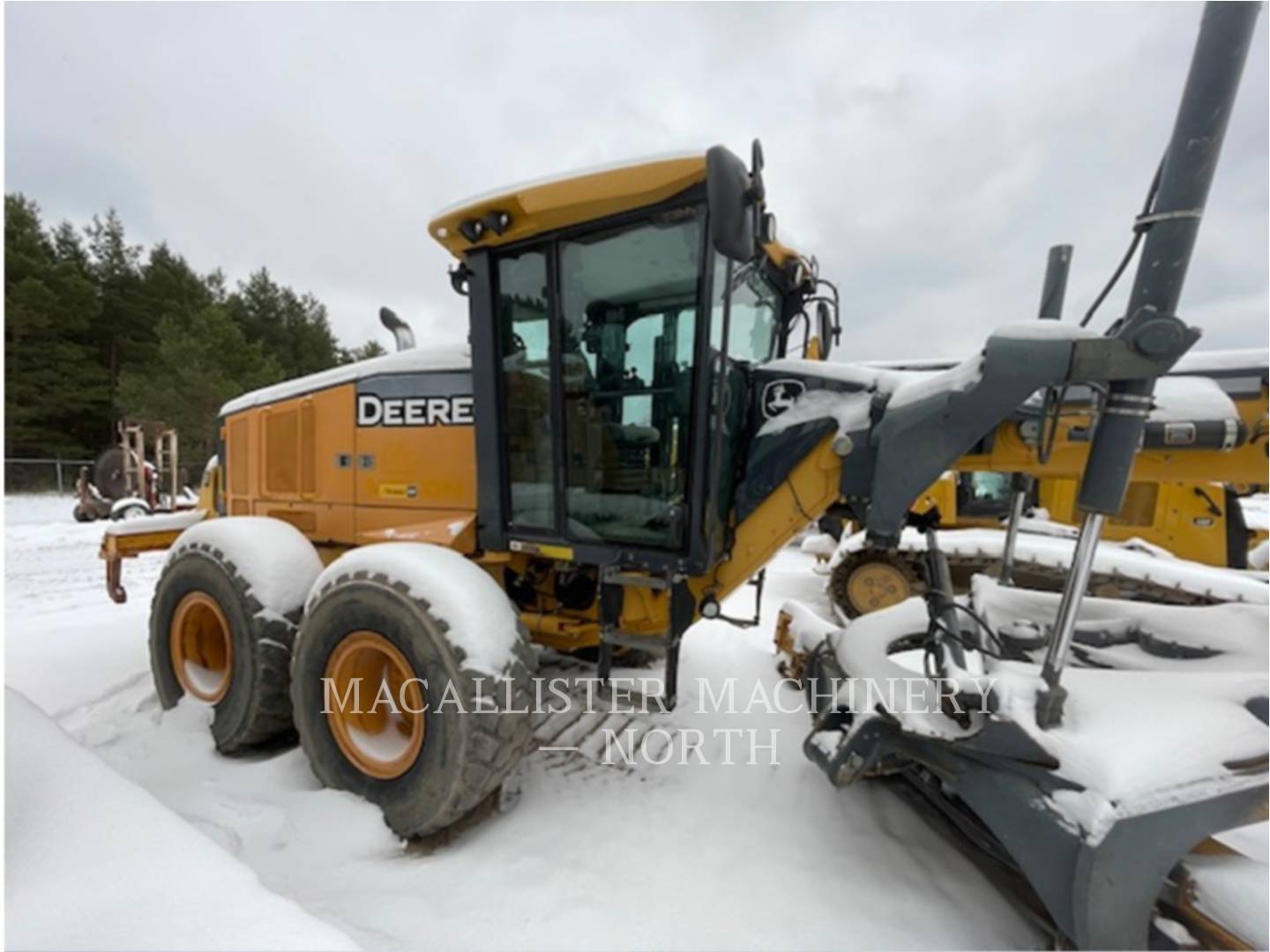 2011 John Deere 872GP Scraper