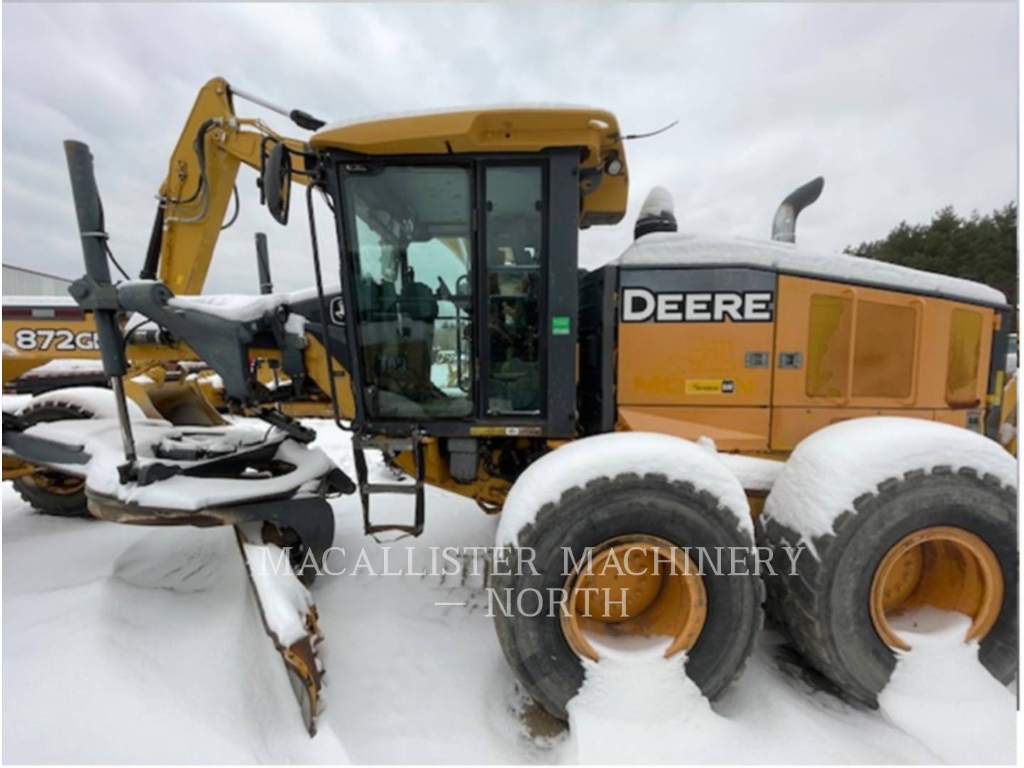 2011 John Deere 872GP Scraper