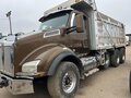 2016 Kenworth T880 Semi Trucks/Trailer