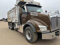 2016 Kenworth T880 Semi Trucks/Trailer