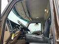 2016 Kenworth T880 Semi Trucks/Trailer