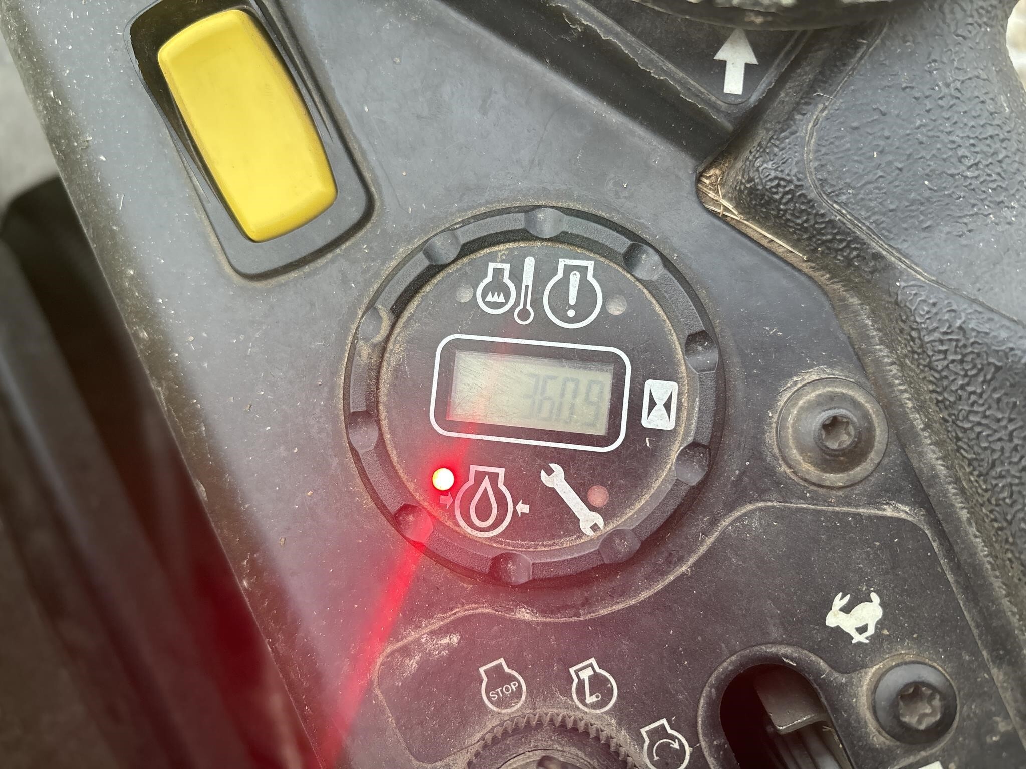 2022 John Deere Z950M Lawn Mower