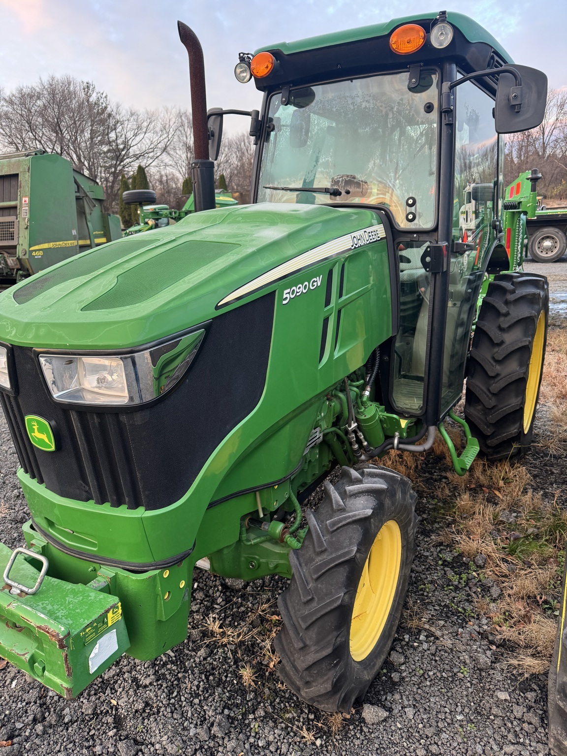 2018 John Deere 5090GV Tractor