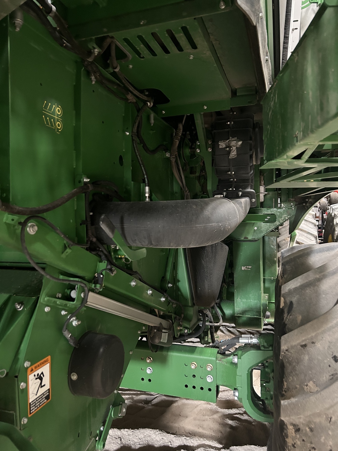 2017 John Deere S680 Combine