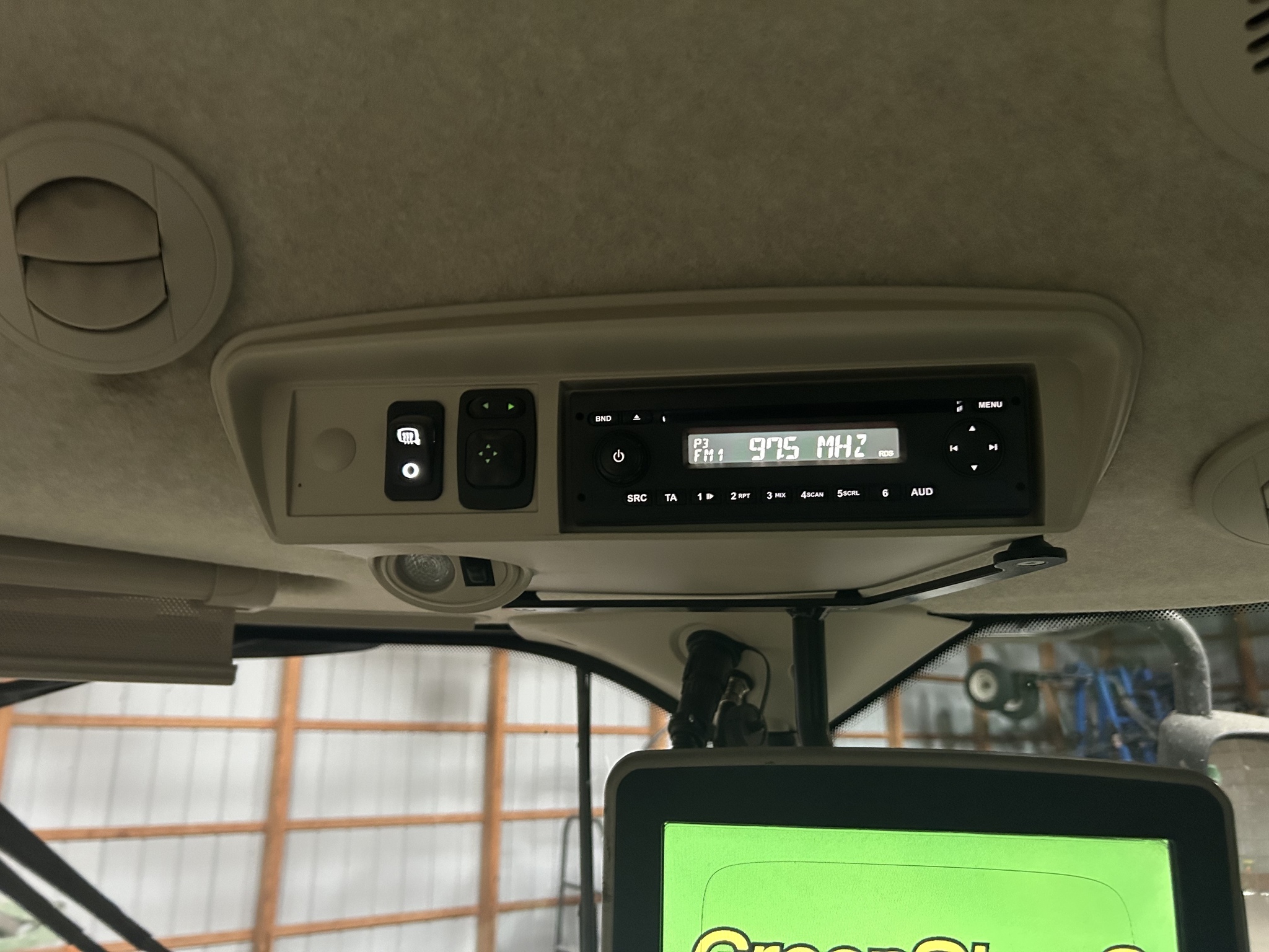 2017 John Deere S680 Combine