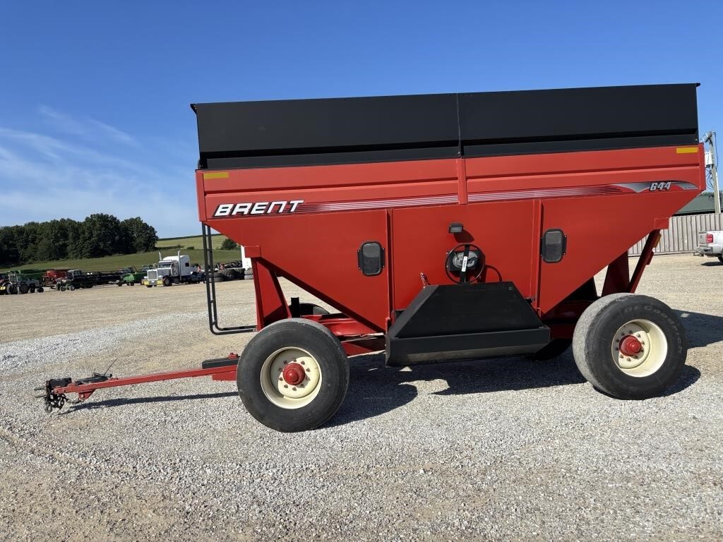 2005 Brent 644 Gravity Wagon