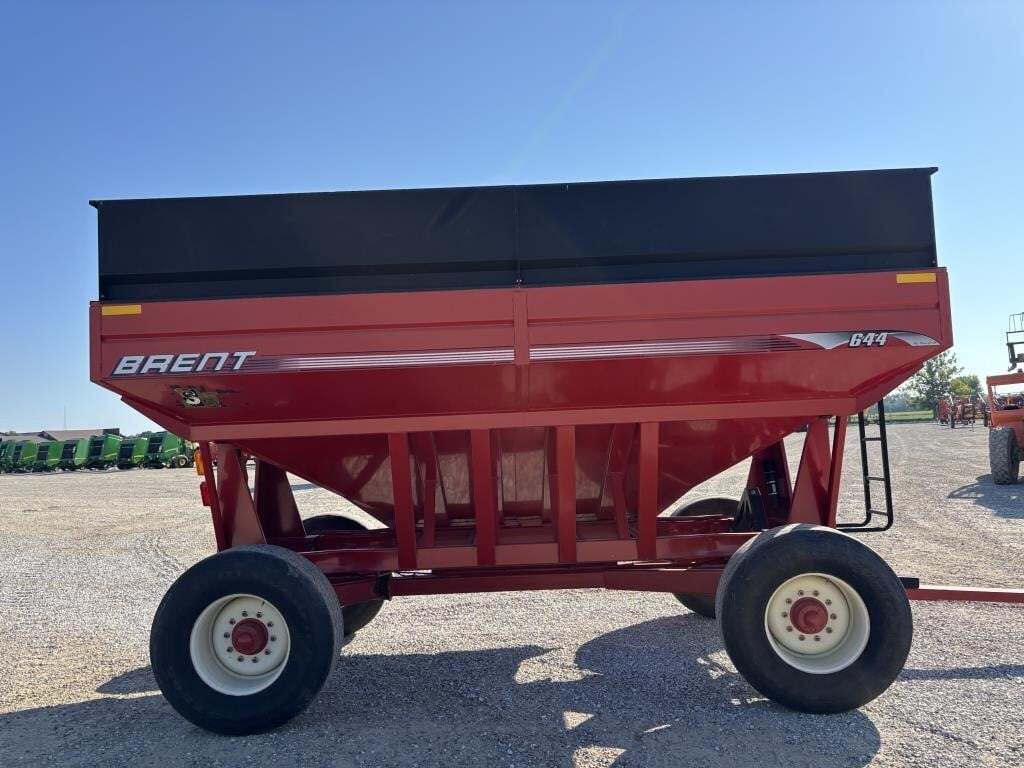2005 Brent 644 Gravity Wagon