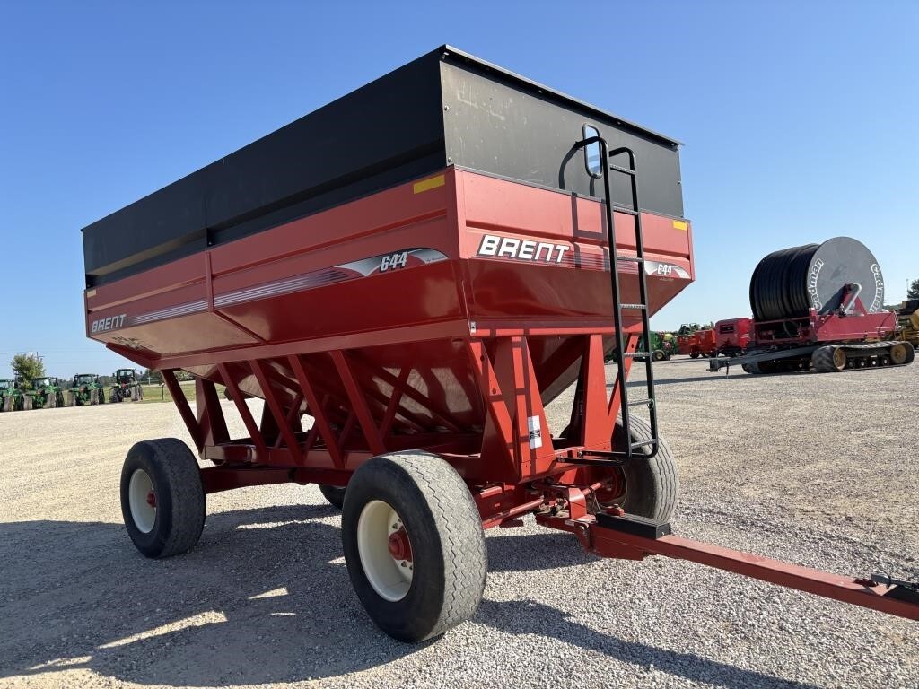 2005 Brent 644 Gravity Wagon