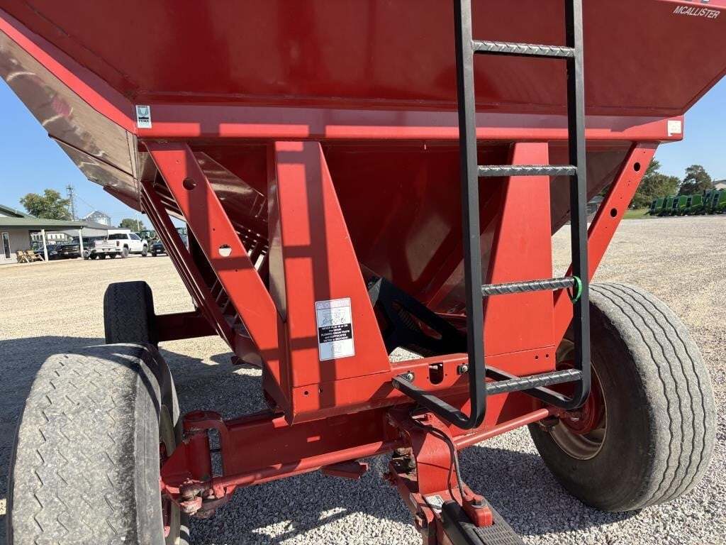 2005 Brent 644 Gravity Wagon