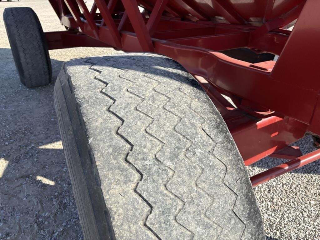 2005 Brent 644 Gravity Wagon