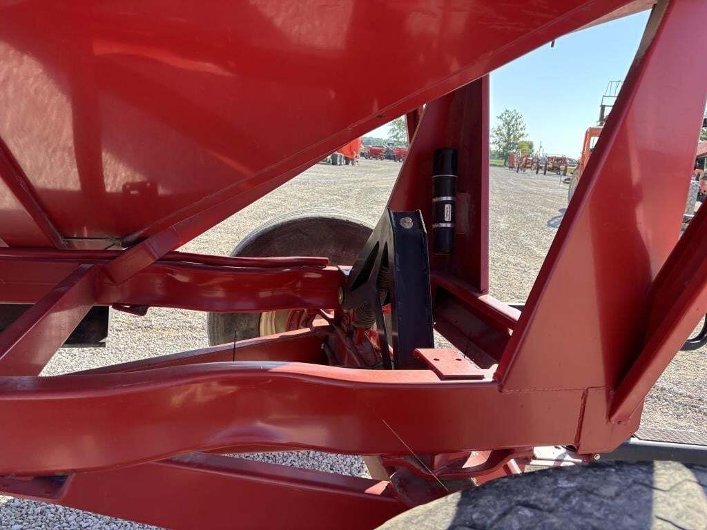 2005 Brent 644 Gravity Wagon