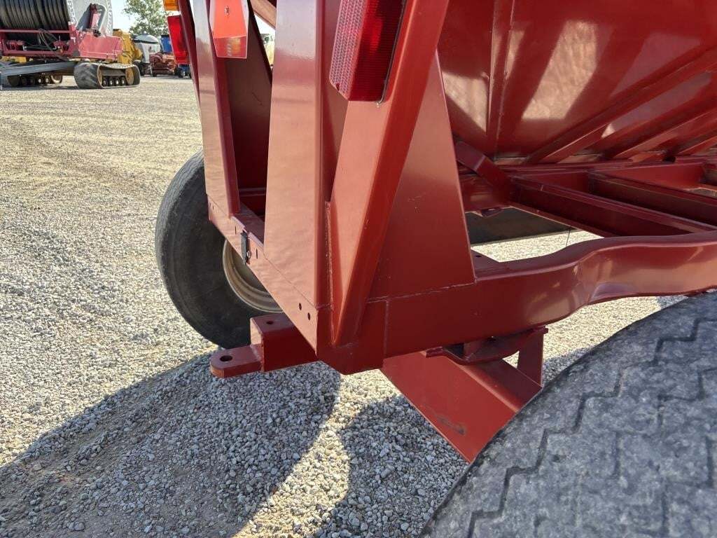 2005 Brent 644 Gravity Wagon