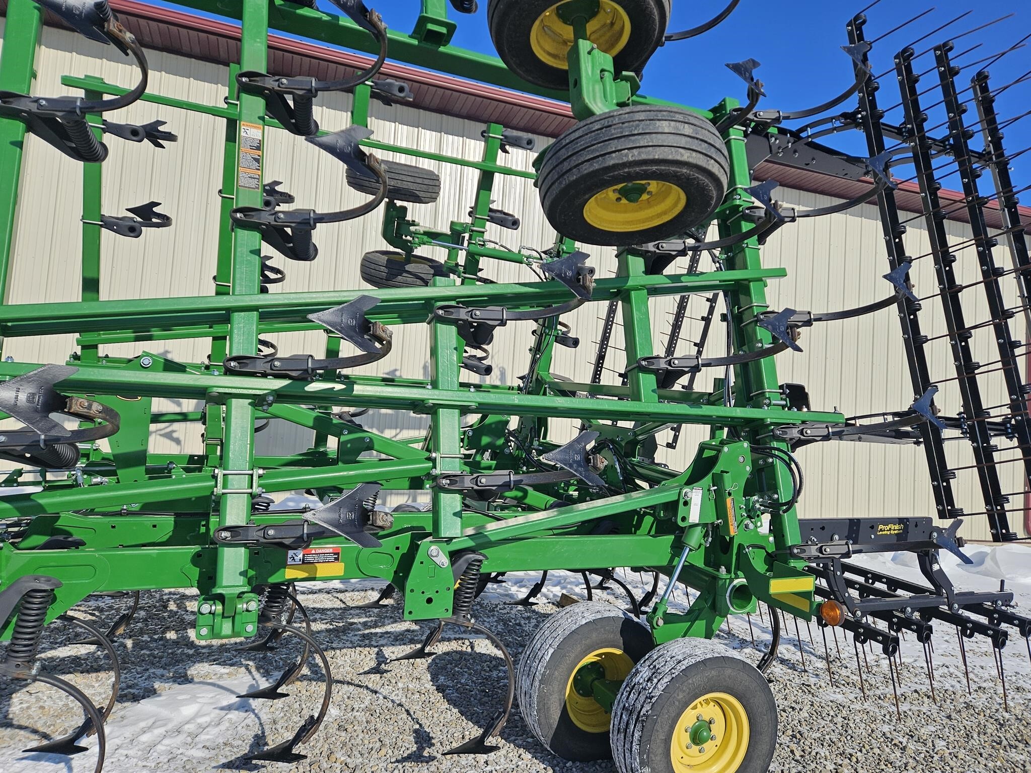2019 John Deere 2230LL  38'6" Field Cultivator