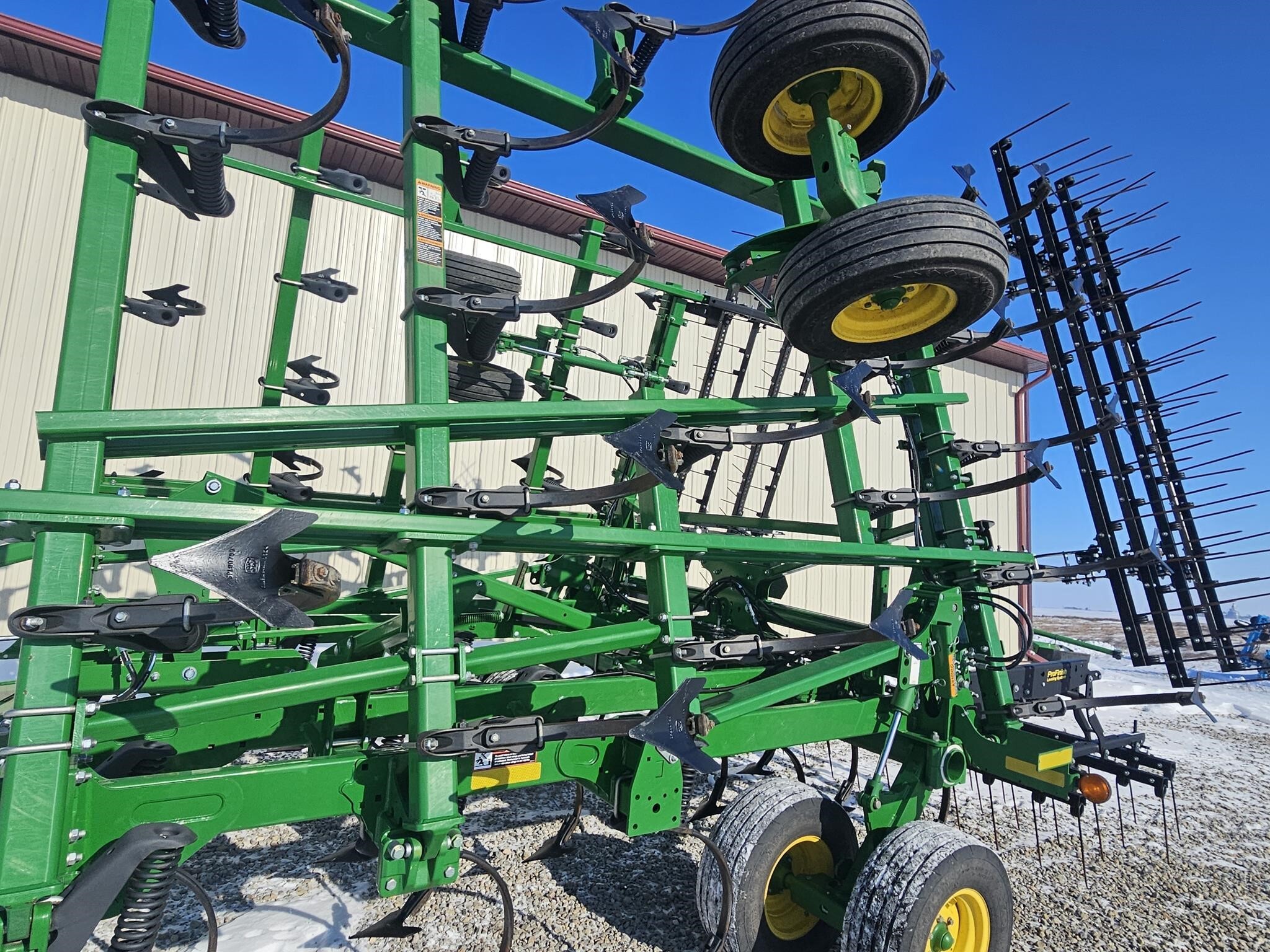 2019 John Deere 2230LL  38'6" Field Cultivator