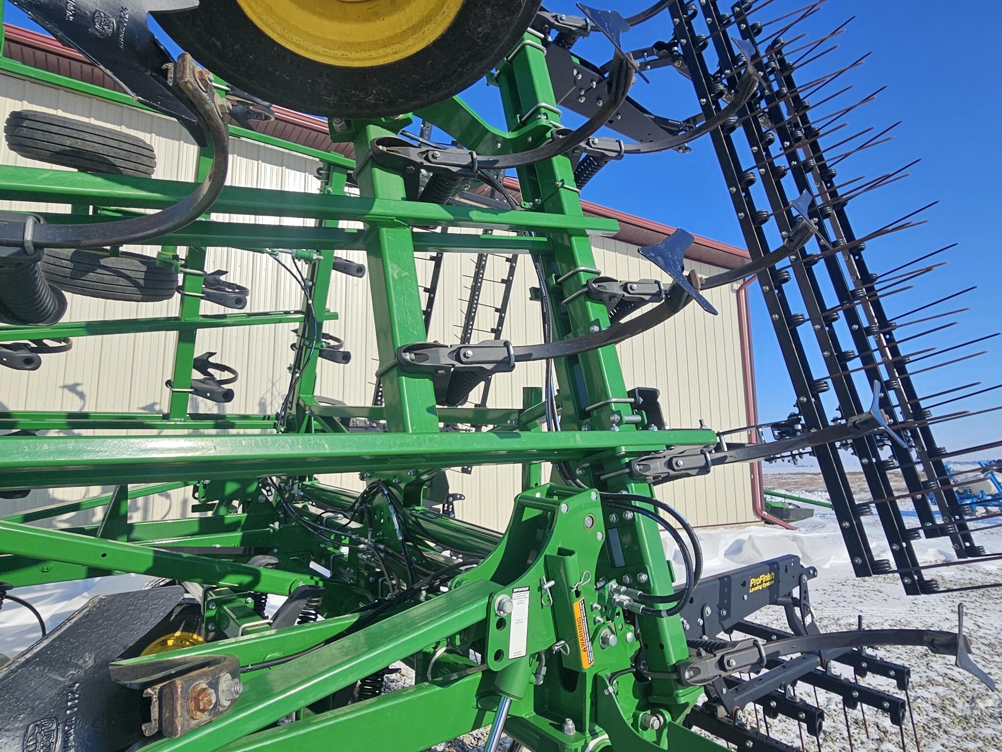 2019 John Deere 2230LL  38'6" Field Cultivator