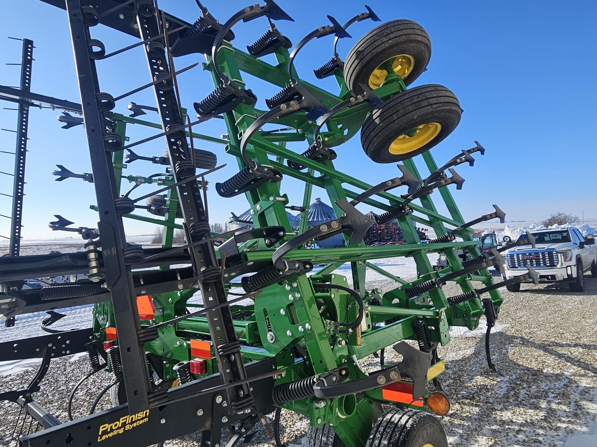 2019 John Deere 2230LL  38'6" Field Cultivator