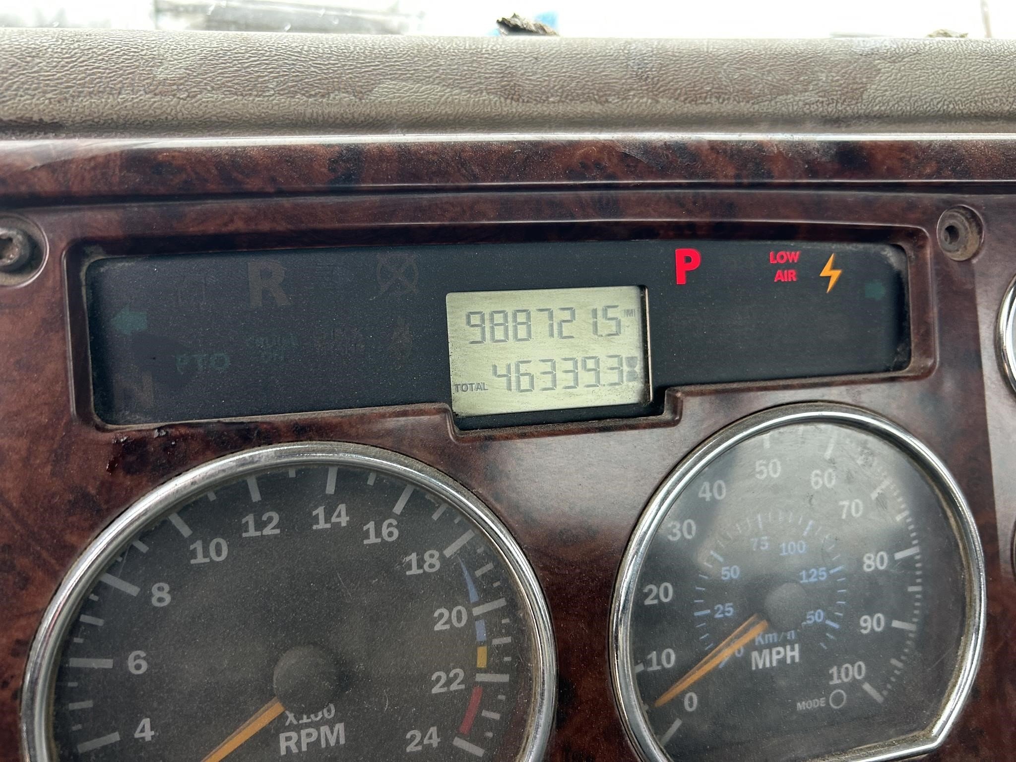 2004 Mack Granite CV713 Dump Trucks/Trailer